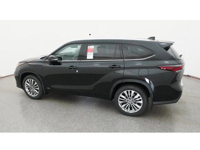 2026 Toyota Highlander Hybrid Platinum