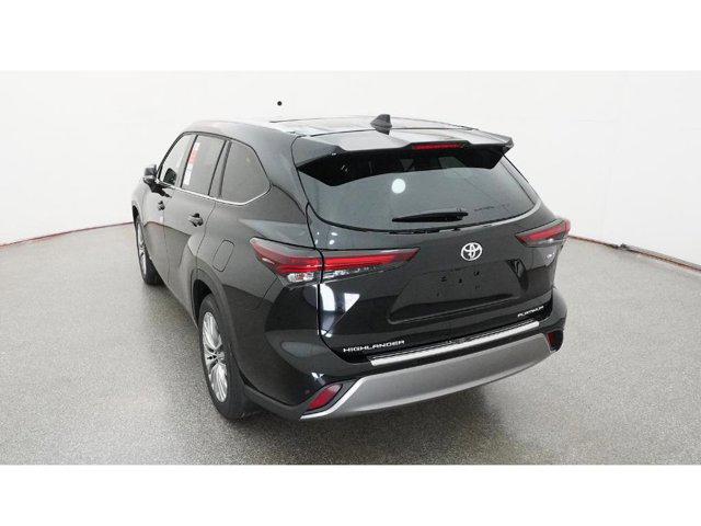2026 Toyota Highlander Hybrid Platinum