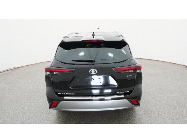 2026 Toyota Highlander Hybrid Platinum