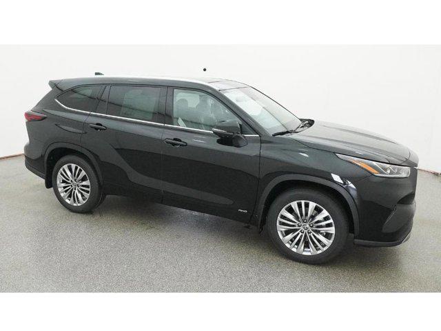 2026 Toyota Highlander Hybrid Platinum