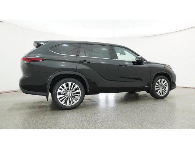 2026 Toyota Highlander Hybrid Platinum
