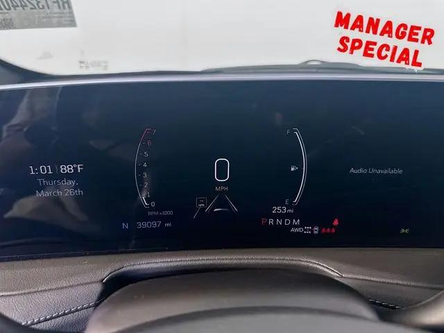 2024 Cadillac XT4 AWD Premium Luxury