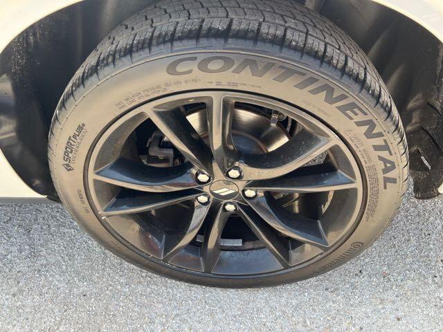 2018 Dodge Challenger SXT Plus