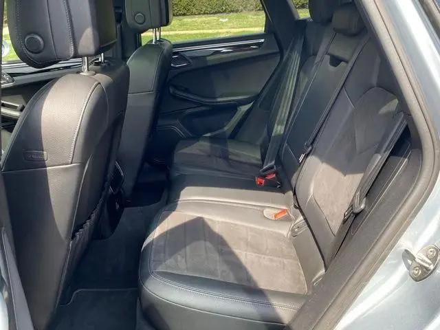 2019 Porsche Macan Macan
