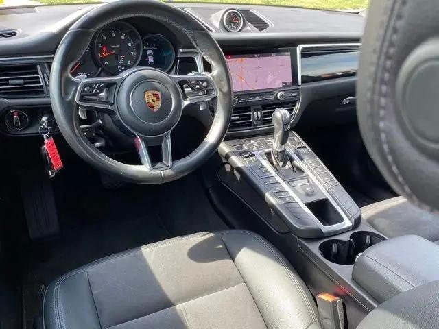 2019 Porsche Macan Macan
