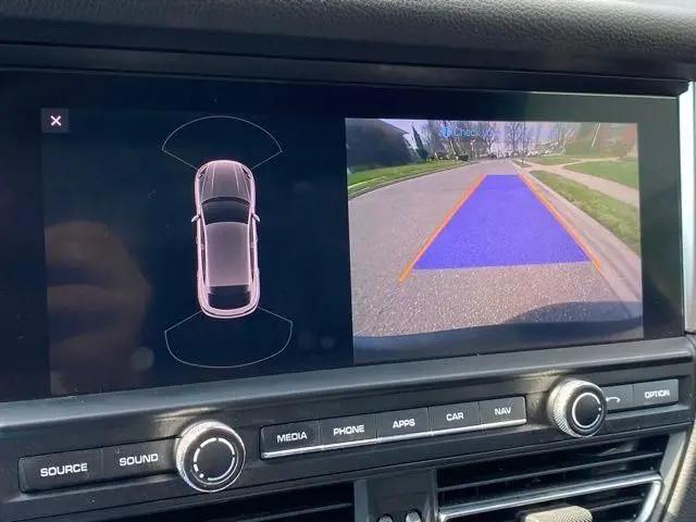 2019 Porsche Macan Macan