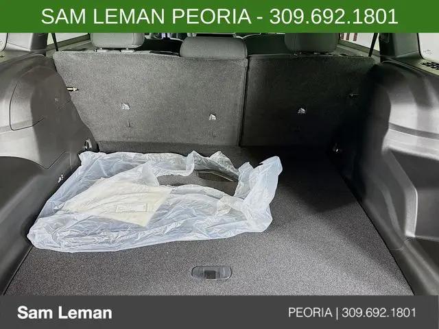 2026 Jeep Cherokee Laredo 4x4