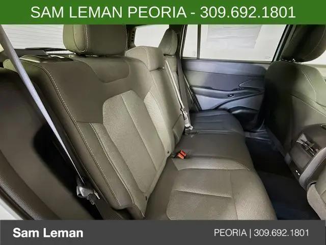 2026 Jeep Cherokee Laredo 4x4