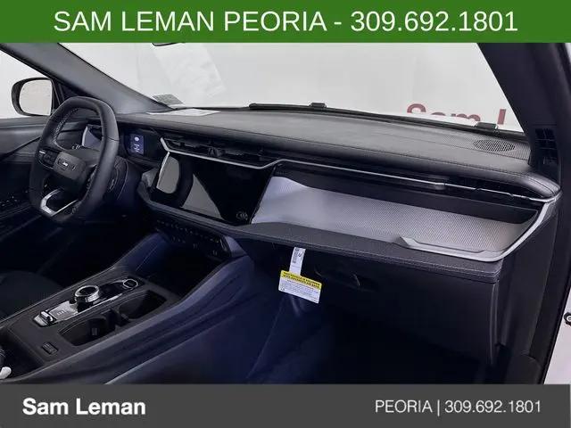 2026 Jeep Cherokee Laredo 4x4