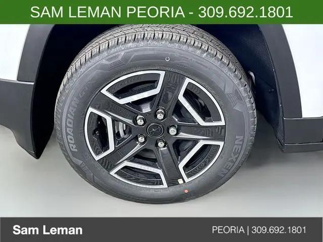 2026 Jeep Cherokee Laredo 4x4