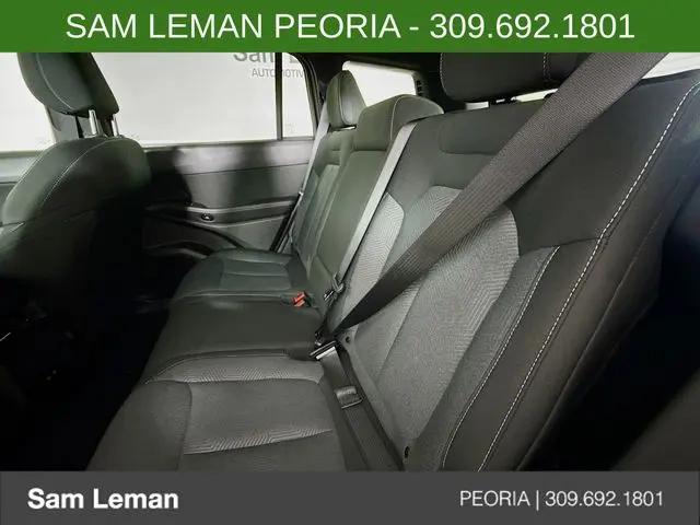 2026 Jeep Cherokee Laredo 4x4