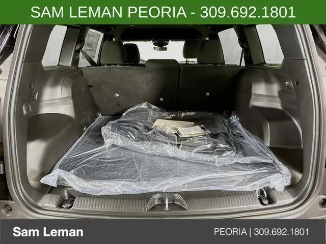 2026 Jeep Cherokee Laredo 4x4