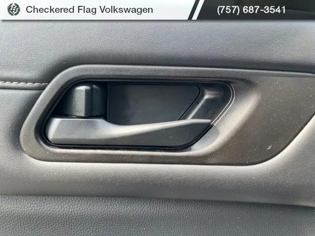 2024 Nissan Pathfinder SV FWD