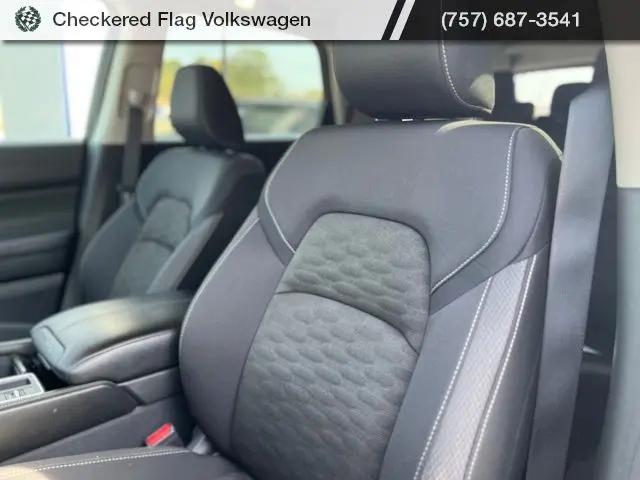 2024 Nissan Pathfinder SV FWD