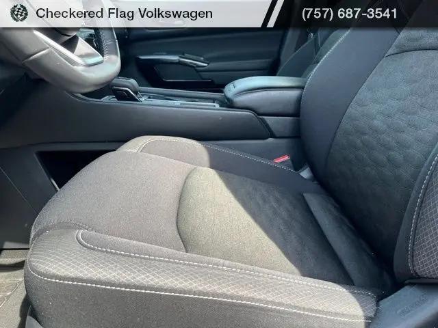 2024 Nissan Pathfinder SV FWD