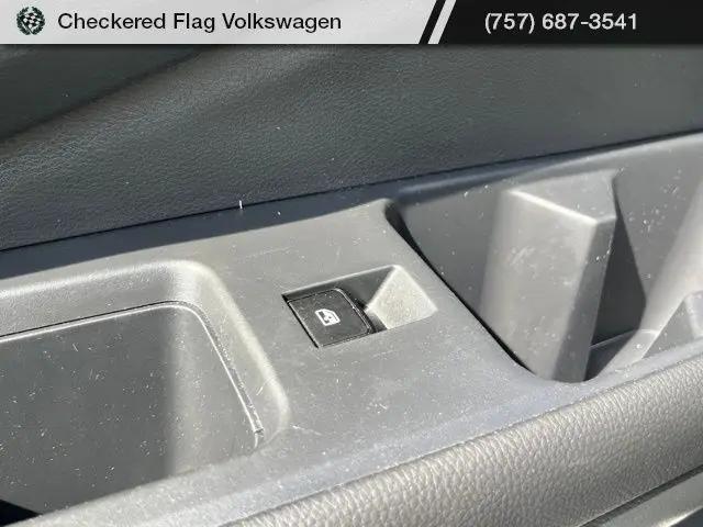 2024 Nissan Pathfinder SV FWD