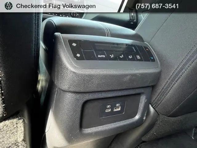 2024 Nissan Pathfinder SV FWD