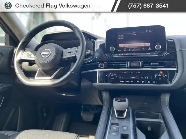 2024 Nissan Pathfinder SV FWD