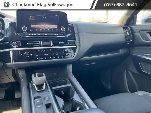 2024 Nissan Pathfinder SV FWD