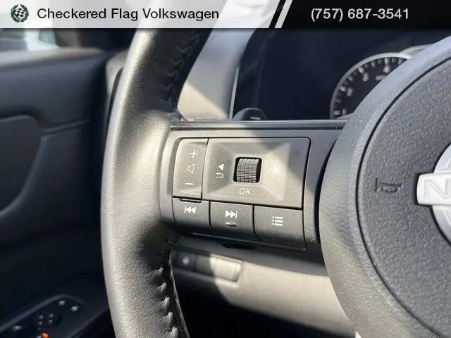 2024 Nissan Pathfinder SV FWD