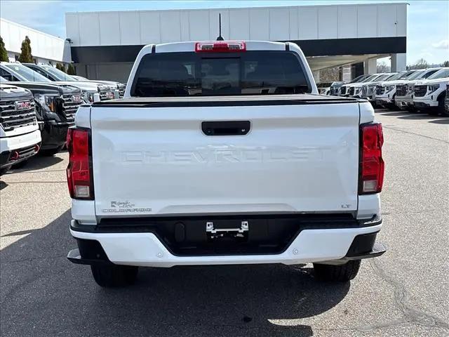2023 Chevrolet Colorado 4WD Crew Cab Short Box LT
