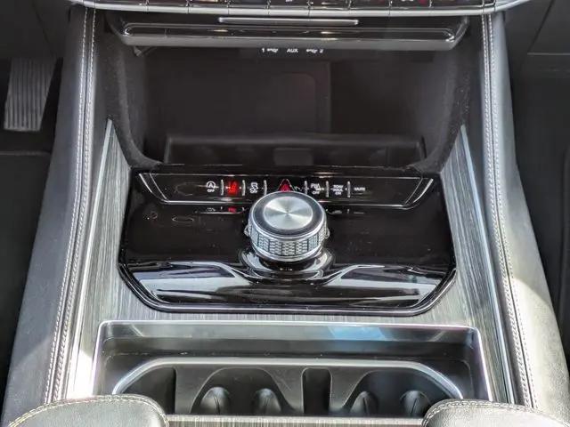 2024 Jeep Wagoneer Series II 4x2