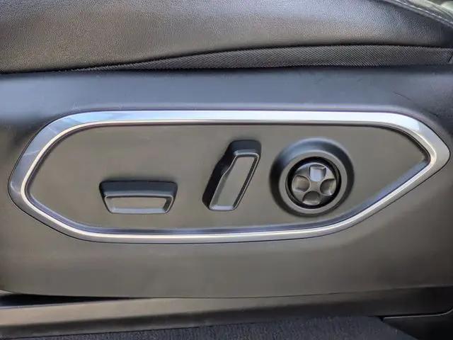 2024 Jeep Wagoneer Series II 4x2