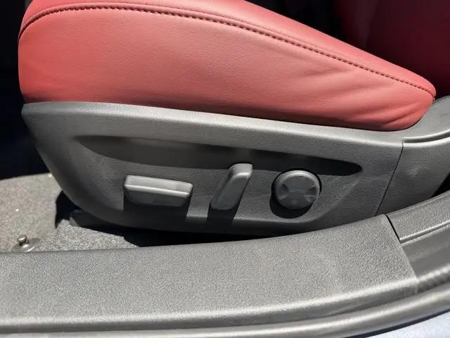 2026 Mazda Mazda3 2.5 S Carbon Edition