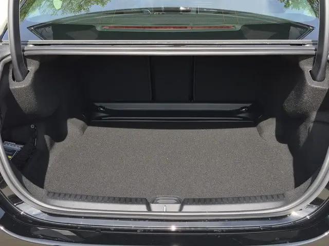 2026 Mercedes-Benz E 450 4MATIC