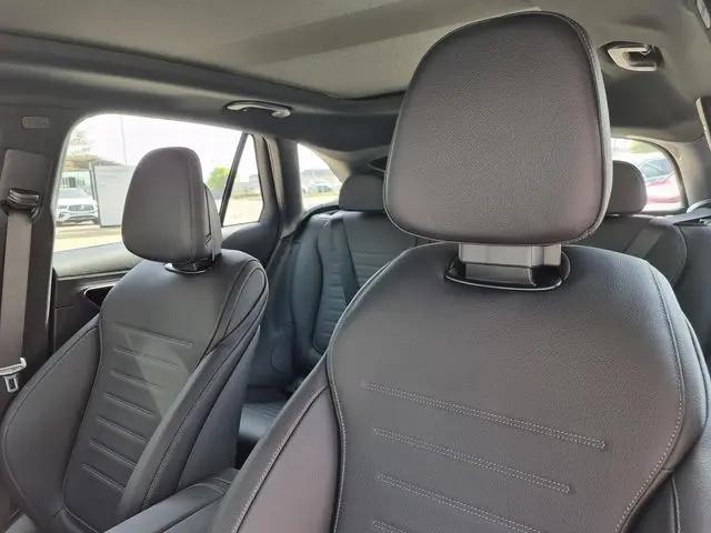 2026 Mercedes-Benz GLC 4MATIC
