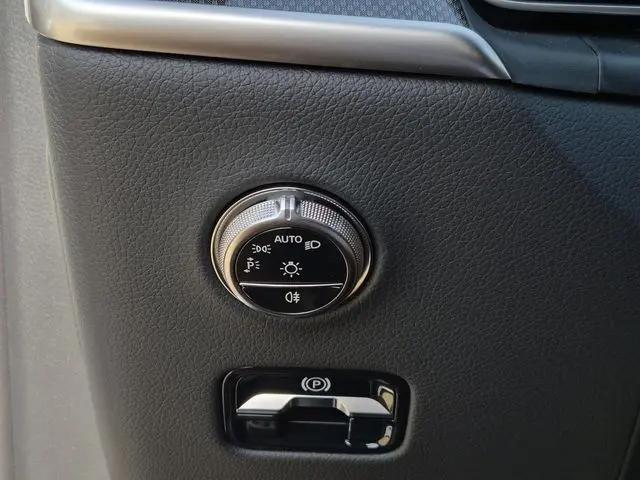 2026 Mercedes-Benz GLC 4MATIC