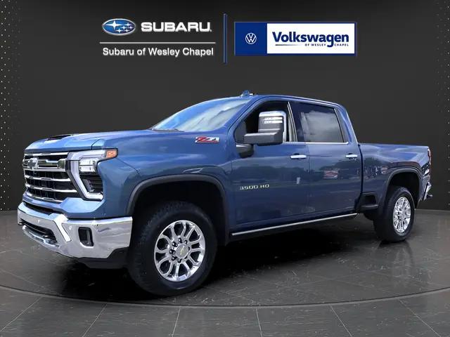2025 Chevrolet Silverado 3500HD 4WD Crew Cab Standard Bed LTZ