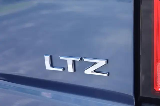2025 Chevrolet Silverado 3500HD 4WD Crew Cab Standard Bed LTZ