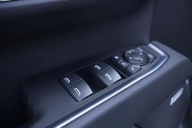 2025 Chevrolet Silverado 3500HD 4WD Crew Cab Standard Bed LTZ