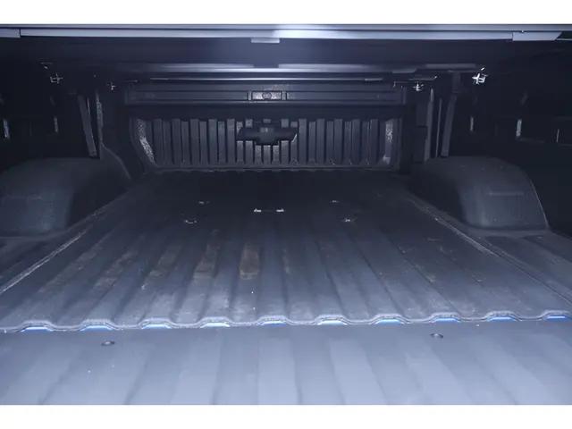 2025 Chevrolet Silverado 3500HD 4WD Crew Cab Standard Bed LTZ