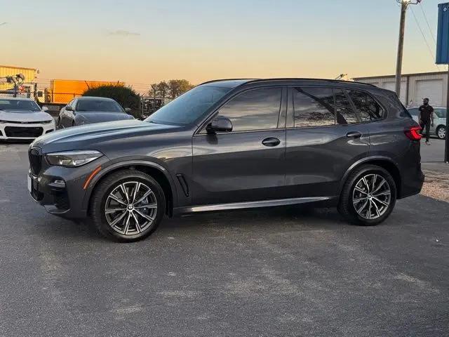 2021 BMW X5 M50i
