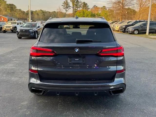 2021 BMW X5 M50i