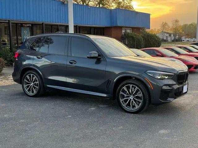 2021 BMW X5 M50i