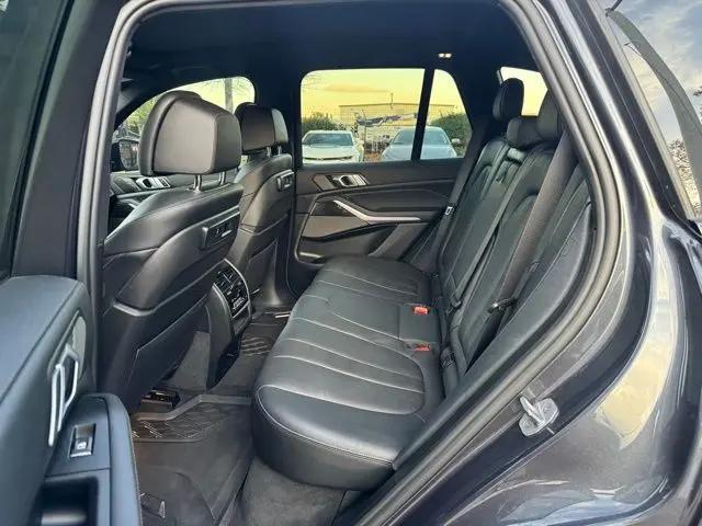 2021 BMW X5 M50i