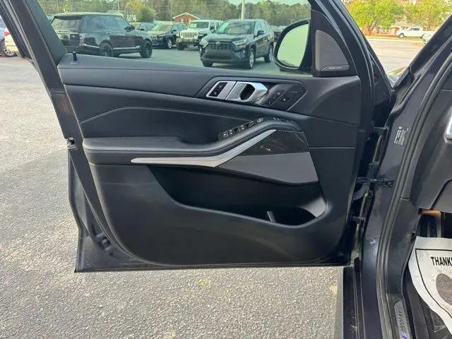 2021 BMW X5 M50i