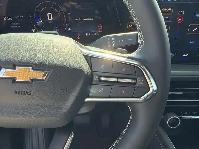 2026 Chevrolet Traverse FWD LT