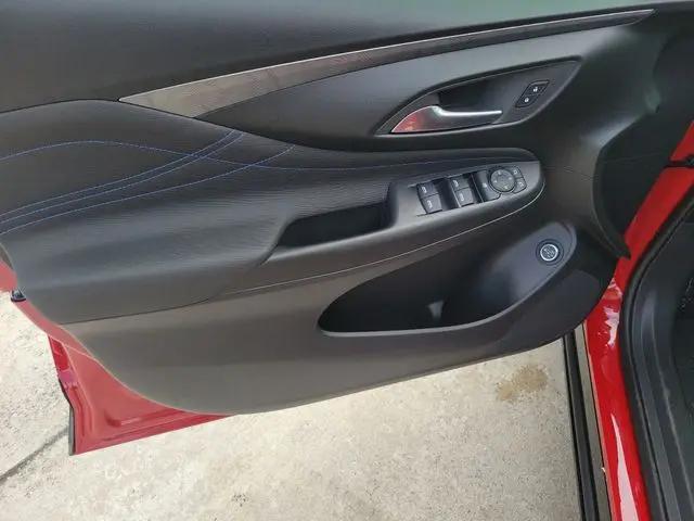 2026 Buick NV Sport Touring FWD