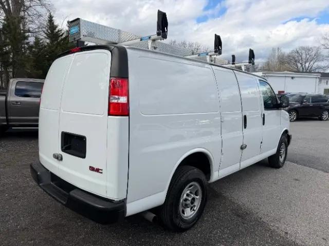 2022 GMC Savana Cargo RWD 2500 Regular Wheelbase Work Van