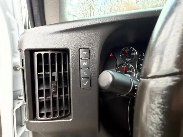 2022 GMC Savana Cargo RWD 2500 Regular Wheelbase Work Van