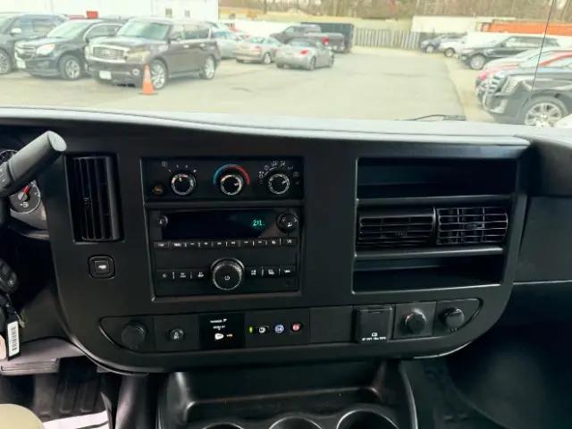 2022 GMC Savana Cargo RWD 2500 Regular Wheelbase Work Van