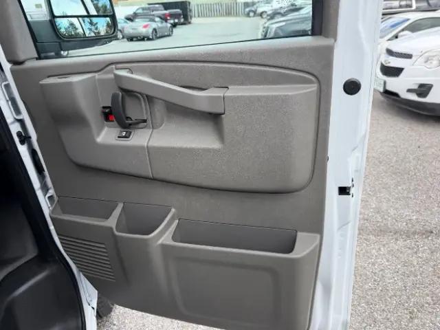2022 GMC Savana Cargo RWD 2500 Regular Wheelbase Work Van