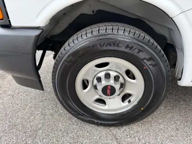 2022 GMC Savana Cargo RWD 2500 Regular Wheelbase Work Van