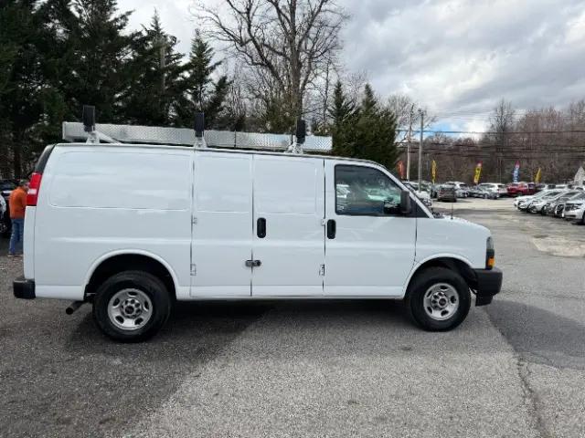 2022 GMC Savana Cargo RWD 2500 Regular Wheelbase Work Van