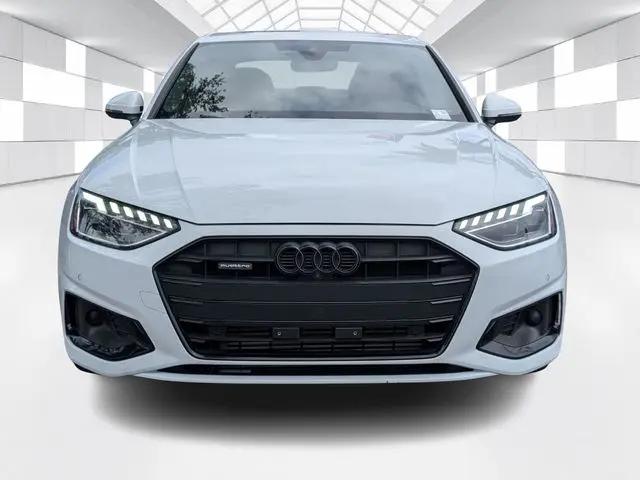 2022 Audi A4 Premium Plus 40 TFSI quattro S tronic