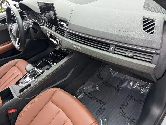 2022 Audi A4 Premium Plus 40 TFSI quattro S tronic